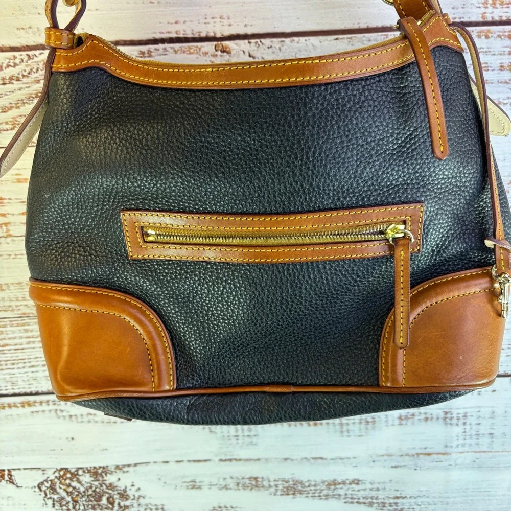 Vintage Dooney & Bourke Hobo Bag Med Black Tan Pebbled Leather Preppy Timeless